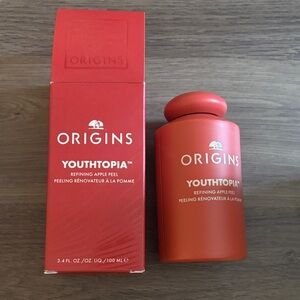 Origins Youthtopia Apple Peel in Bold Red